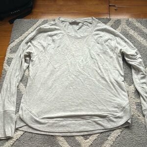 Athleta gray long sleeve shirt